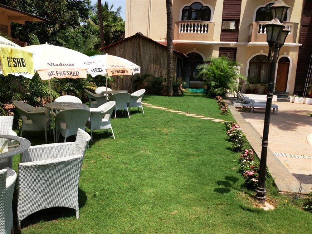 Sukhmantra Resort & Spa Candolim Exterior foto