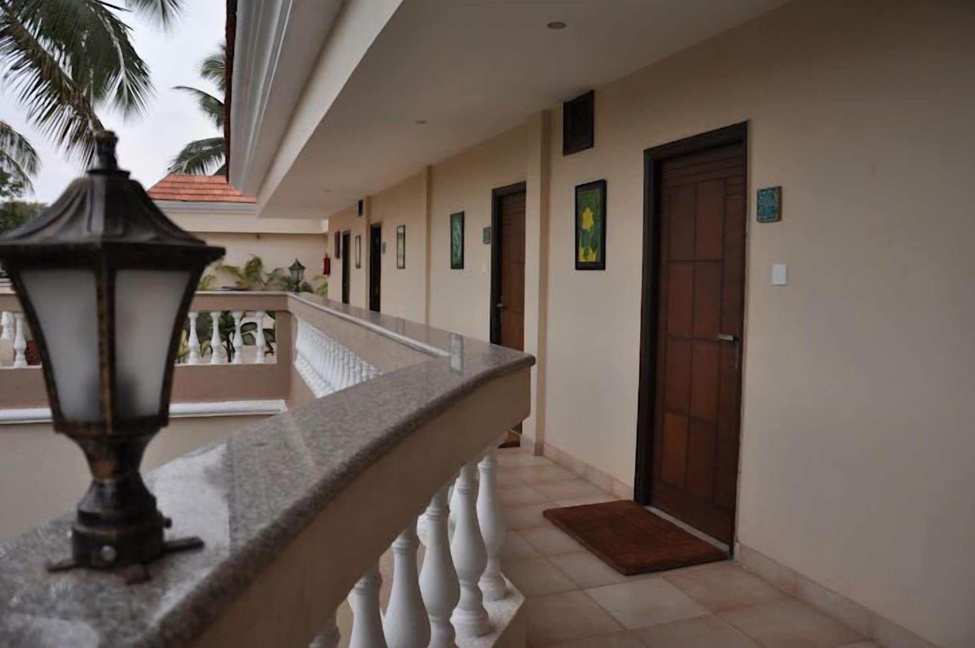 Sukhmantra Resort & Spa Candolim Exterior foto