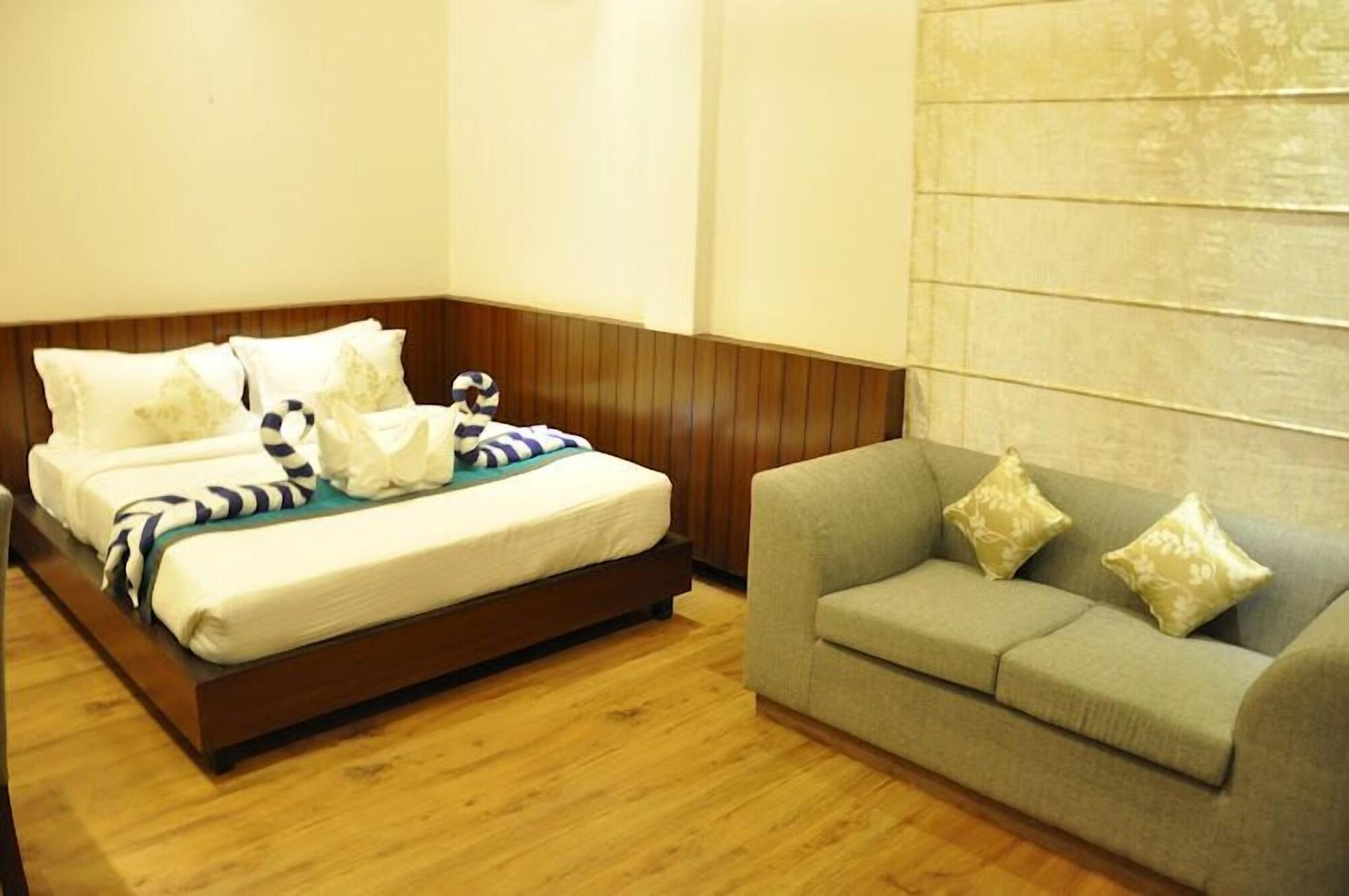 Sukhmantra Resort & Spa Candolim Exterior foto